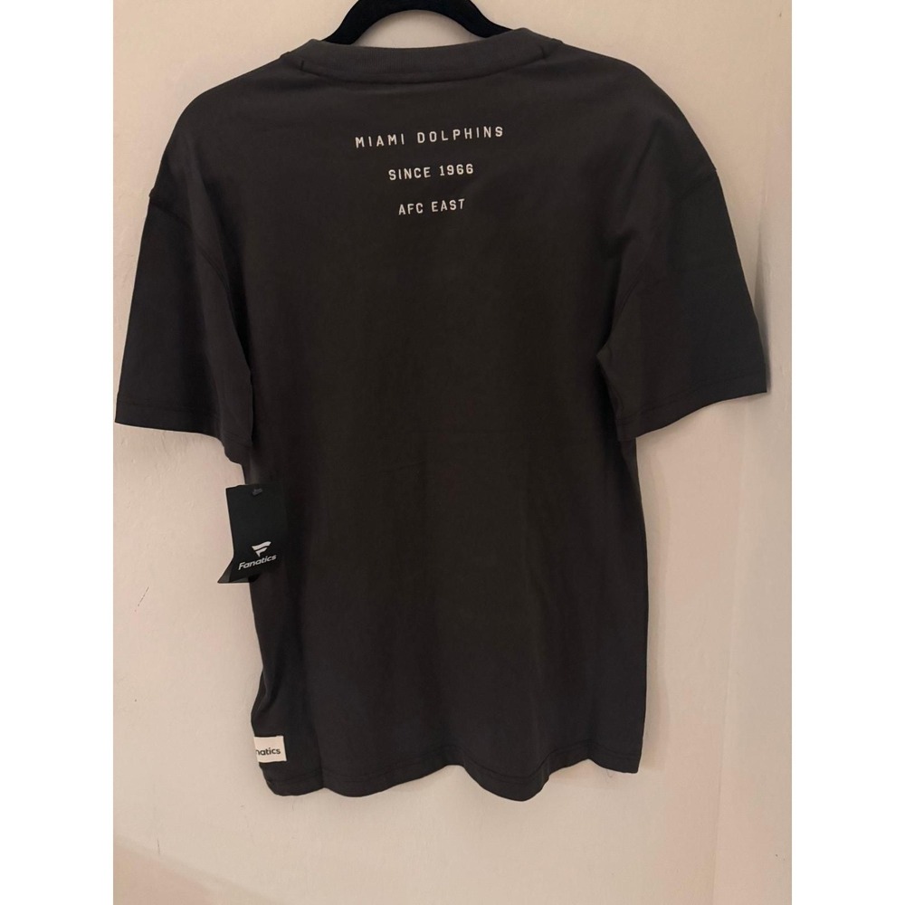 Men's Fanatics Charcoal Miami Dolphins Weathered T-Shirt -Small NWT Retail $54 - Picture 2 of 8